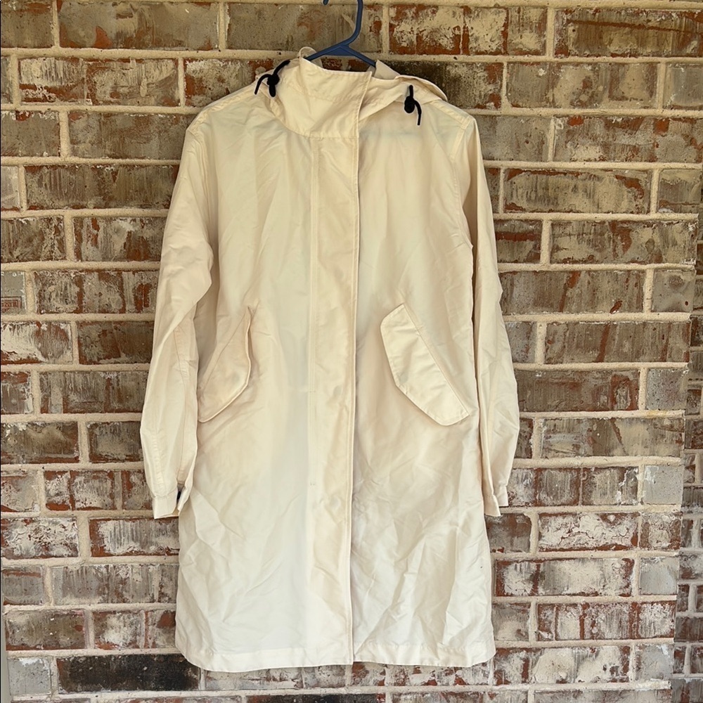 Everlane Cream ReNew Lightweight Anorak Jacket - Picture 2 of 10